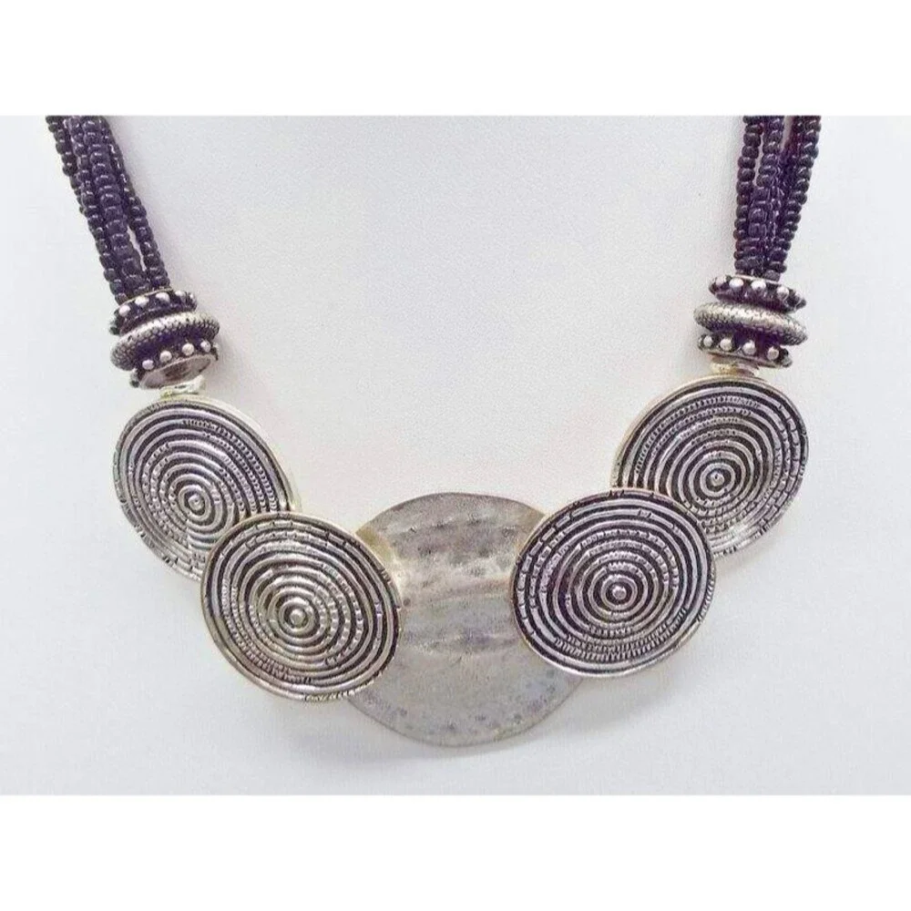 Chico's Sevilla Silver Tone Etched Medallions Black Seed Bead Necklace 20" - Picture 3 of 6